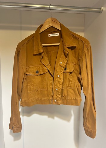 Bej Düğmeli Kadın Denim Ceket