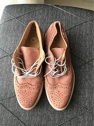 Pembe oxford 