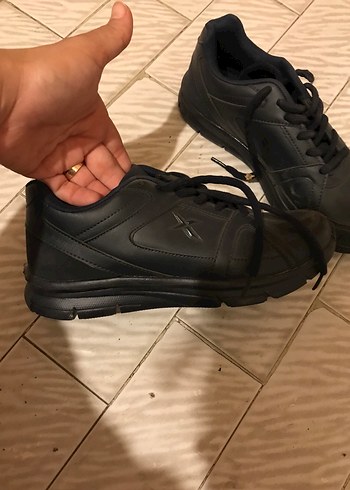 Kadın Lacivert Bağcıklı Spor Ayakkabı