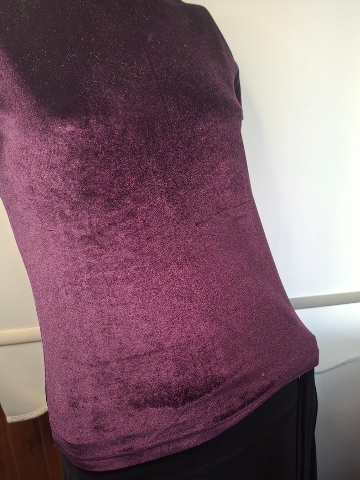 Bordo Kadife Kısa Kollu  Bluzu - Görsel 2