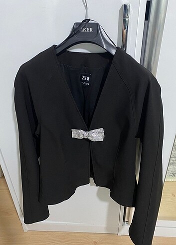 Zara L beden fiyonklu ceket