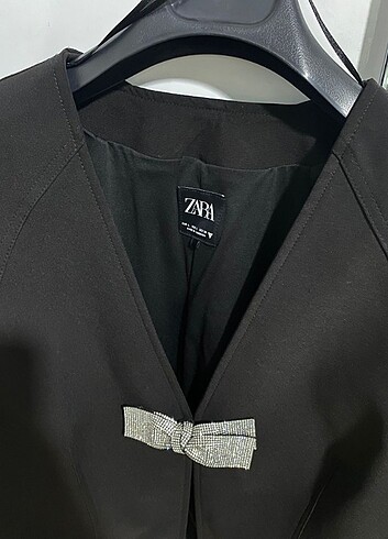 Zara Zara L beden fiyonklu ceket