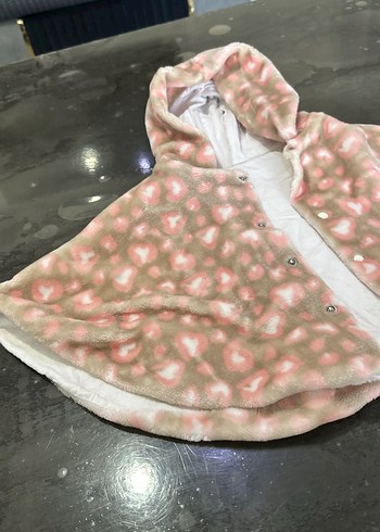 Pembe Kapüşonlu Bağcıklı Kız Panço - Görsel 3