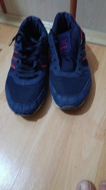 Spor ayakkabi