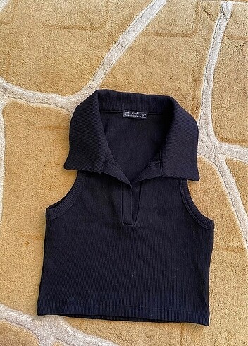 Zara Bluzz