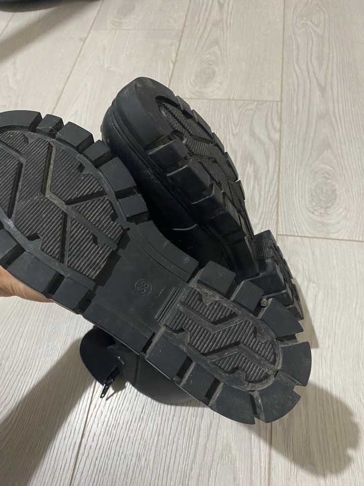 Siyah Deri Bağcıklı Bilek Bot — görsel 7/8
