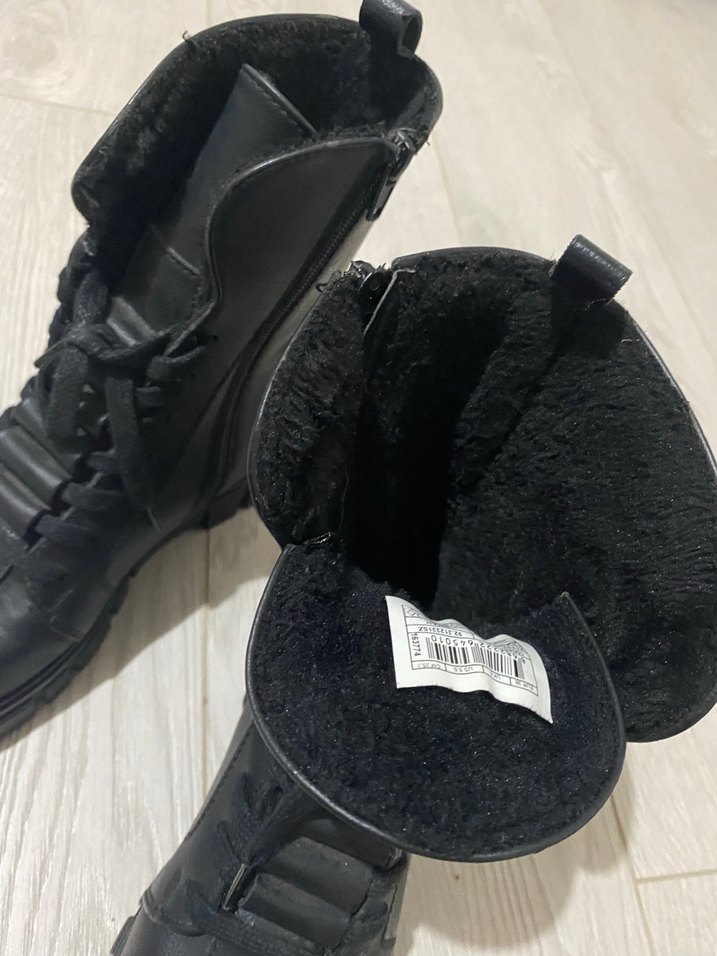 Siyah Deri Bağcıklı Bilek Bot — görsel 6/8