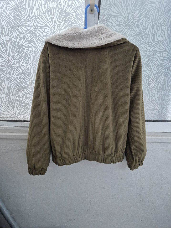 Kürk Detaylı Rahat Kesim kadife  Kadın Ceket - Görsel 5