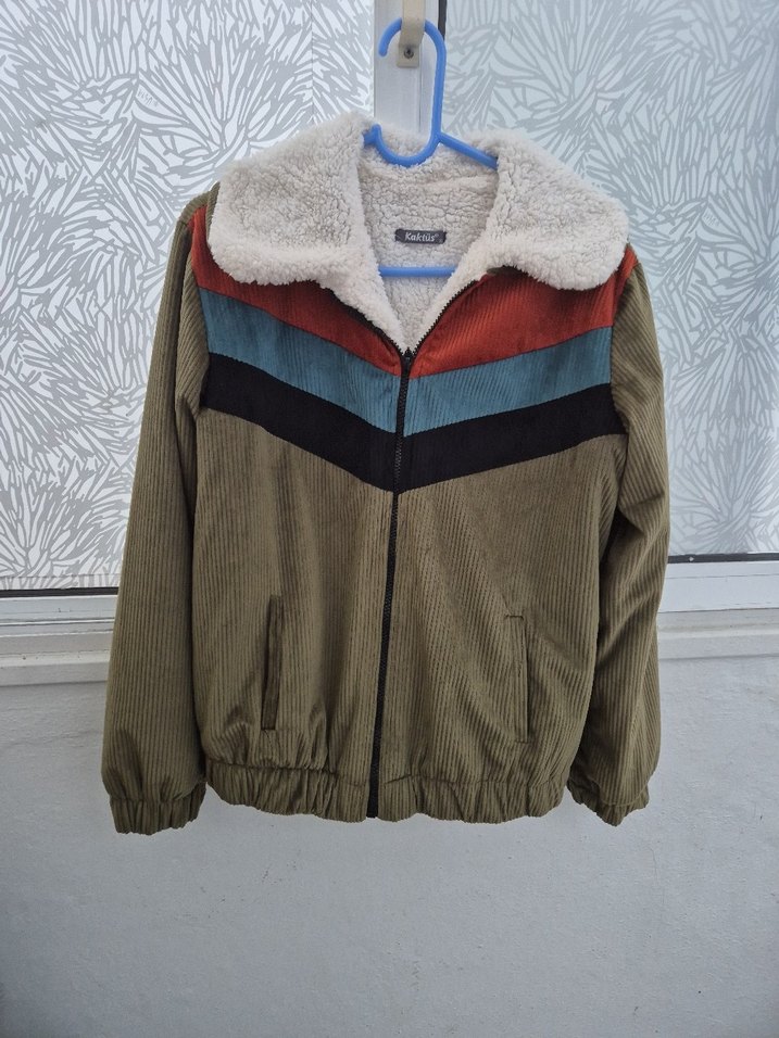 Kürk Detaylı Rahat Kesim kadife  Kadın Ceket - Görsel 4