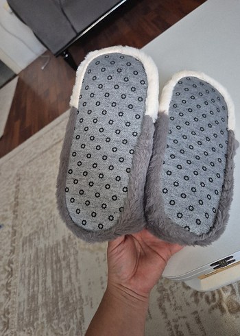 Gri Peluş  Ev Terliği - Görsel 2