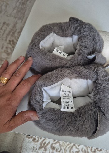 Gri Peluş  Ev Terliği - Görsel 4