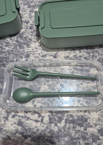 Yeşil Çok Katlı Yemek Kabı Seti - Görsel 4