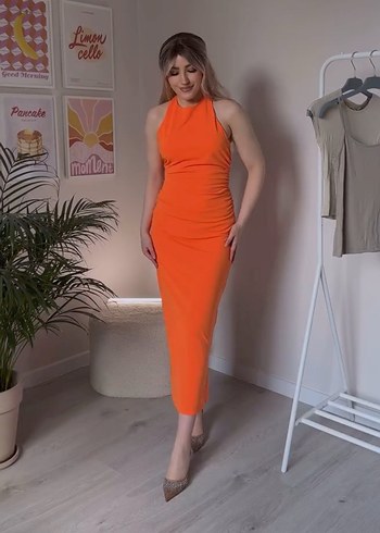 Zara Zara Turuncu Uzun Drapeli Kadın Elbise