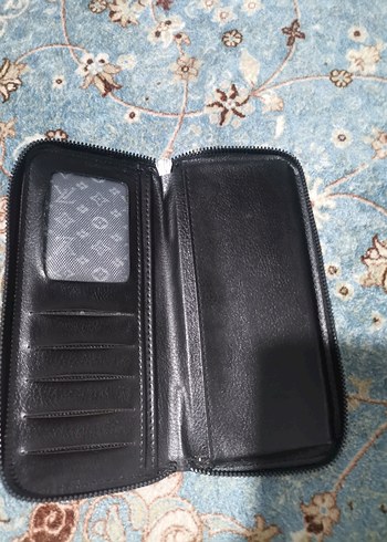 Louis Vuitton Siyah Deri Gorunumlu Fermuarli Cuzdan