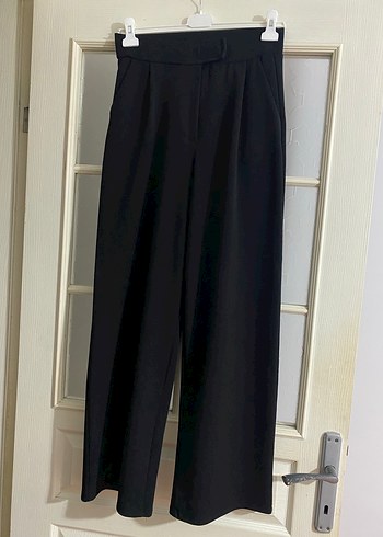 Zara Siyah Kadın Kumaş Pantolon