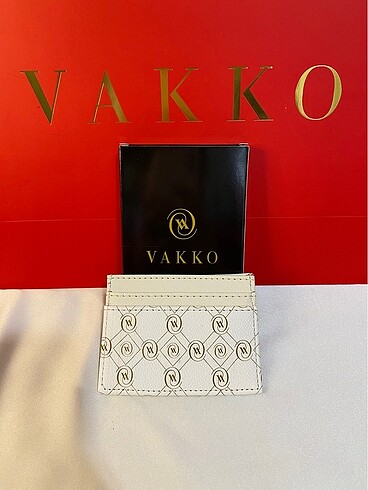  Beden VAKKO KARTLIK BEYAZ (Kutulu)