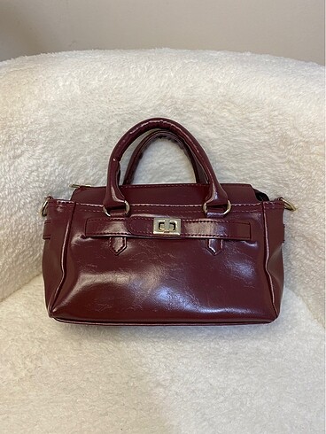 STRADIVARIUS BORDO ÇANTA