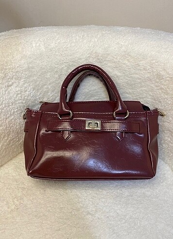 STRADIVARIUS BORDO ÇANTA