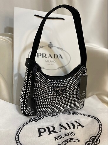 Prada PRADA RE EDITION 2000 TAŞLI ÇANTA