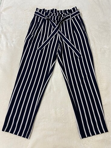 Stradivarius pantolon
