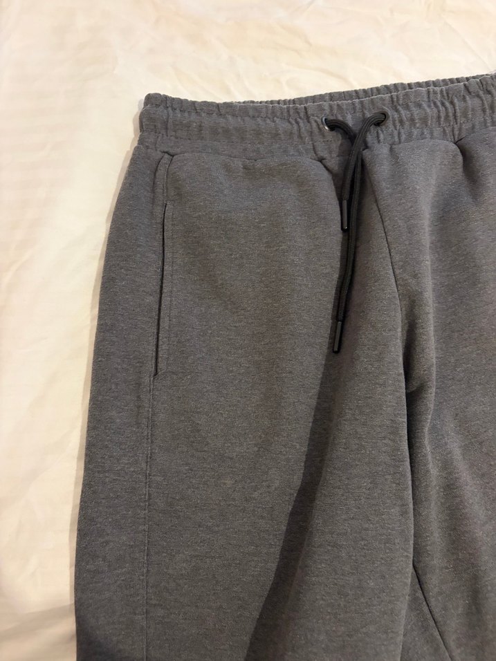 Gri Kapüşonlu Erkek Eşofman Takımı - Görsel 5