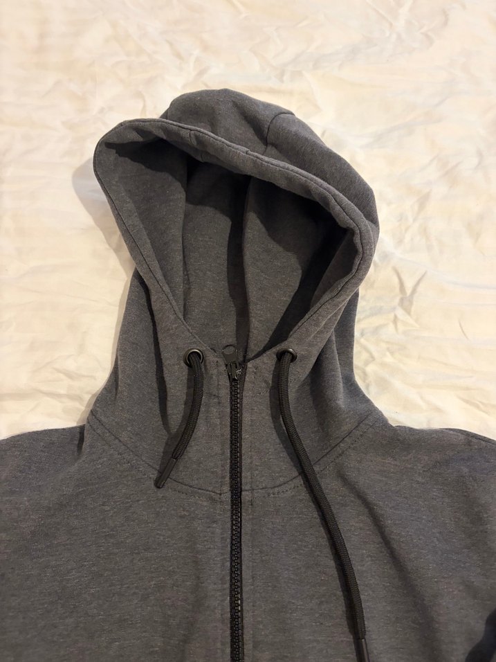 Gri Kapüşonlu Erkek Eşofman Takımı - Görsel 3