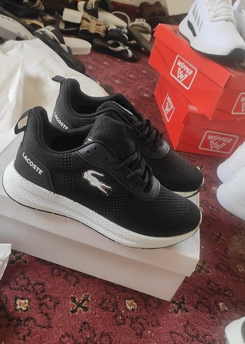Lacoste Siyah Spor Ayakkabi