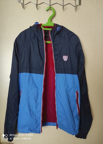 LC Waikiki Lacivert Mavi Kapusonlu Spor Yagmurluk