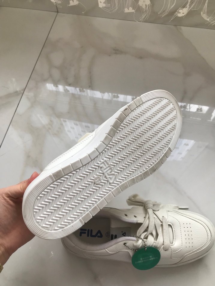 Beyaz Fila Kadın Spor Ayakkabı - Görsel 3