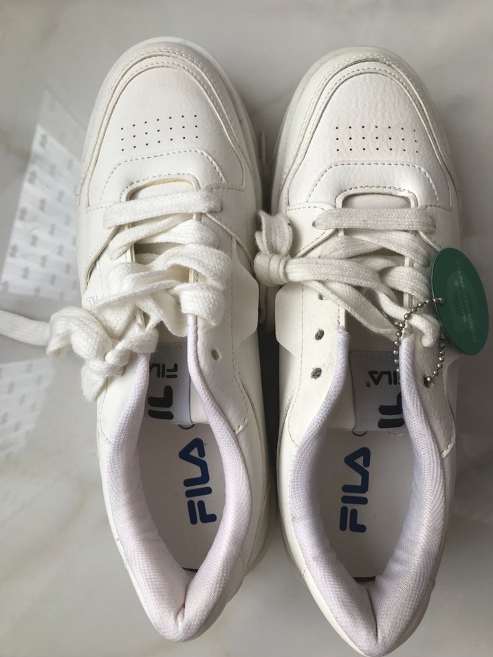 Beyaz Fila Kadın Spor Ayakkabı - Görsel 2