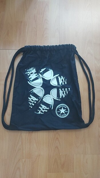 converse baskılı büzmeli bez sırt çantası 