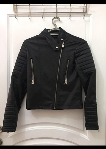 Siyah Deri Kadın Biker Ceket