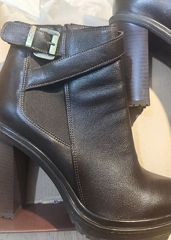 Acı Kahve Hakiki Deri Tokalı Topuklu Kadın Bot - Görsel 2
