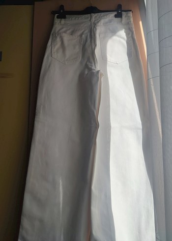 Kadın Beyaz Wideleg Kot Pantolon - Görsel 4