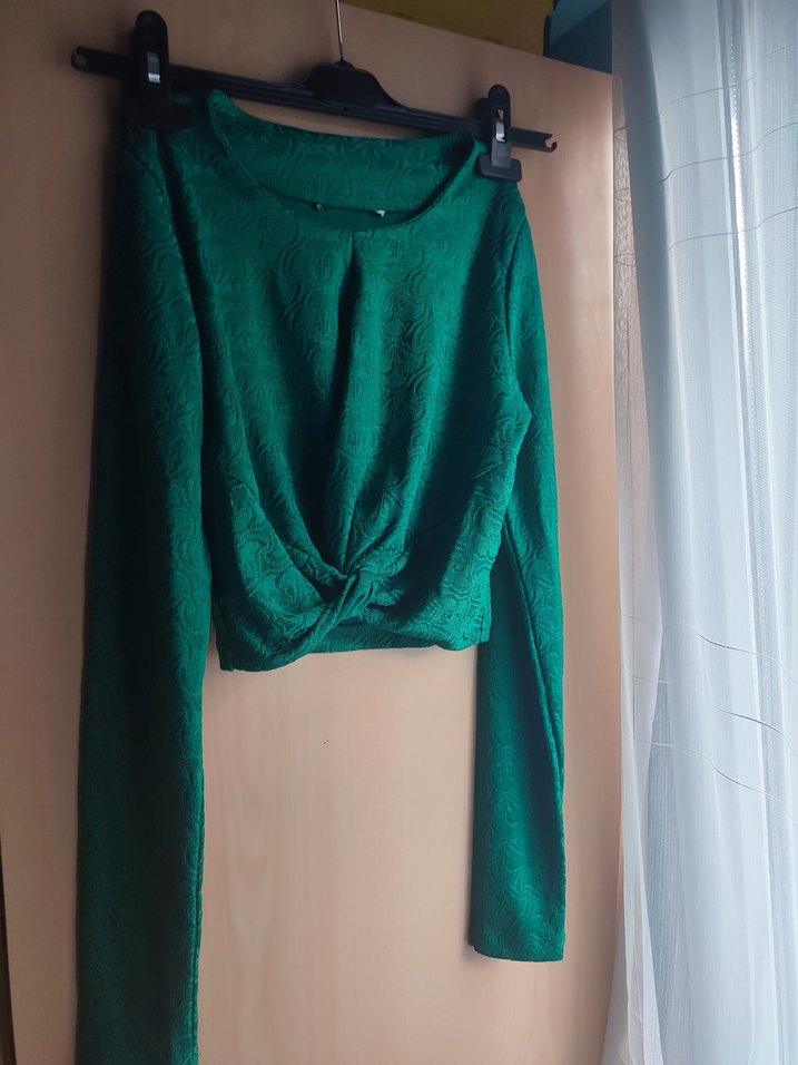 Zümrüt yeşili crop bluz - Görsel 2