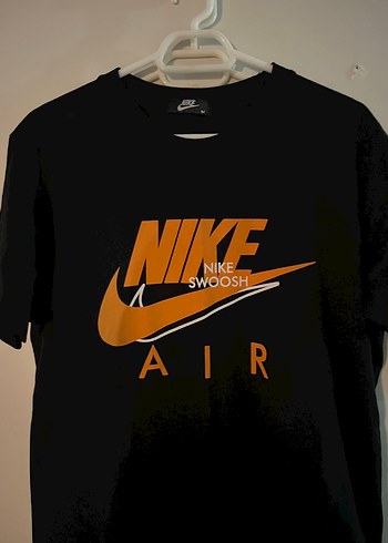 Nike Siyah Tisort Sari Siyah Ekose Kapusonlu Ceket Seti
