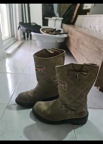 Harley Davidson Bej Kapitone Orta Boy Bot