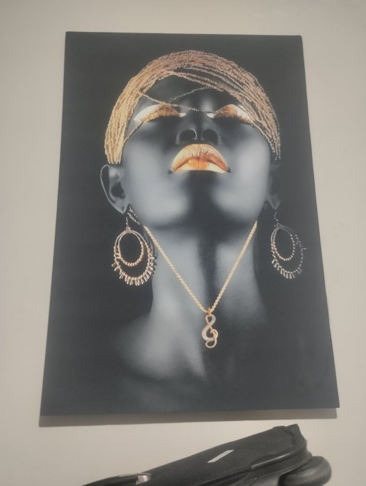 Altın Detaylı Karanlık Portre Tablosu ledli - Görsel 3