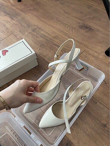 38 Beden Hotiç stiletto