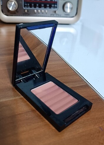 Estee Lauder Allık 