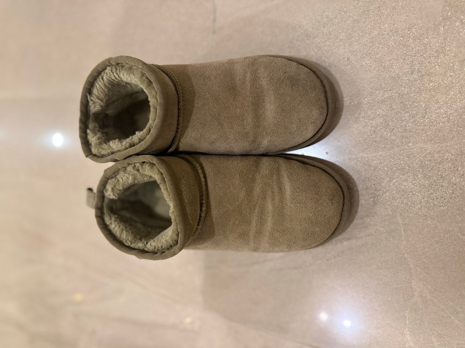 UGG haki mini bot — görsel 5/7
