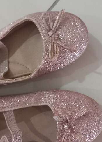 28 Beden pembe Renk Pembe Fiyonk Detaylı Kız Çocuk Babet