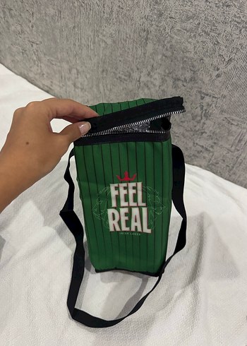 Diğer Yesil Cizgili Sogutucu Canta