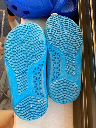 24 Beden mavi Renk Decathlon Sandalet ve terlik
