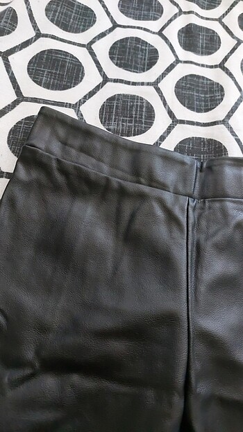 LC Waikiki Kız çocuk deri pantolon