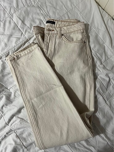34 Beden beyaz Renk Trendyolmilla Ekru Jean