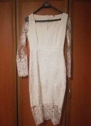 Beyaz isteme veya nikah elbisesi