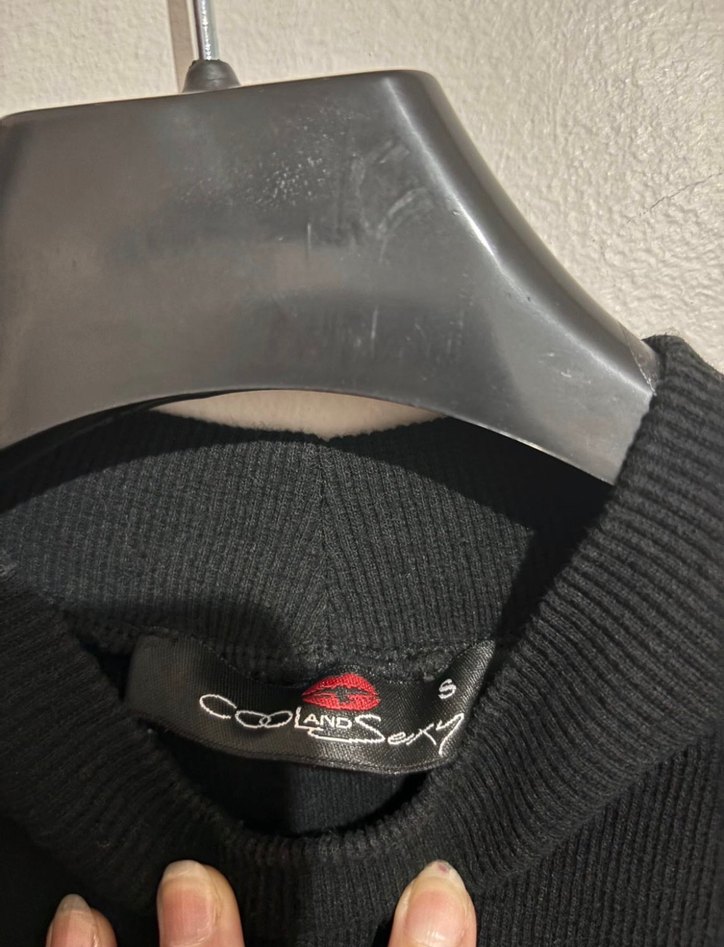 Siyah Süet Yüksek Yakalı Kolsuz Triko Elbise - Görsel 2