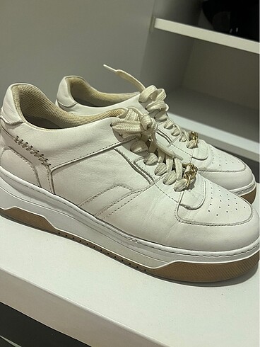 Elle spor ayakkabı - Görsel 3