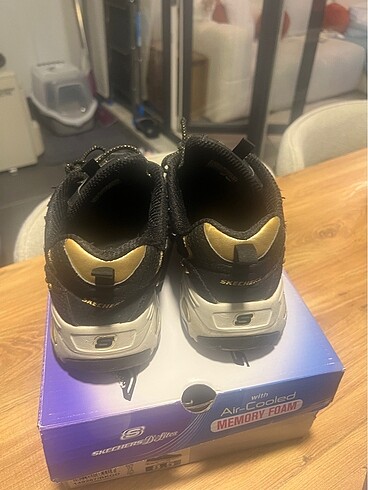 38,5 Beden Skechers dlites sneaker